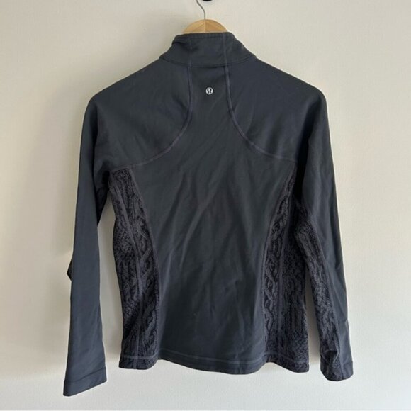 Vintage Lululemon Define Grey Charcoal Jacket Size 4-6 - Picture 2 of 5